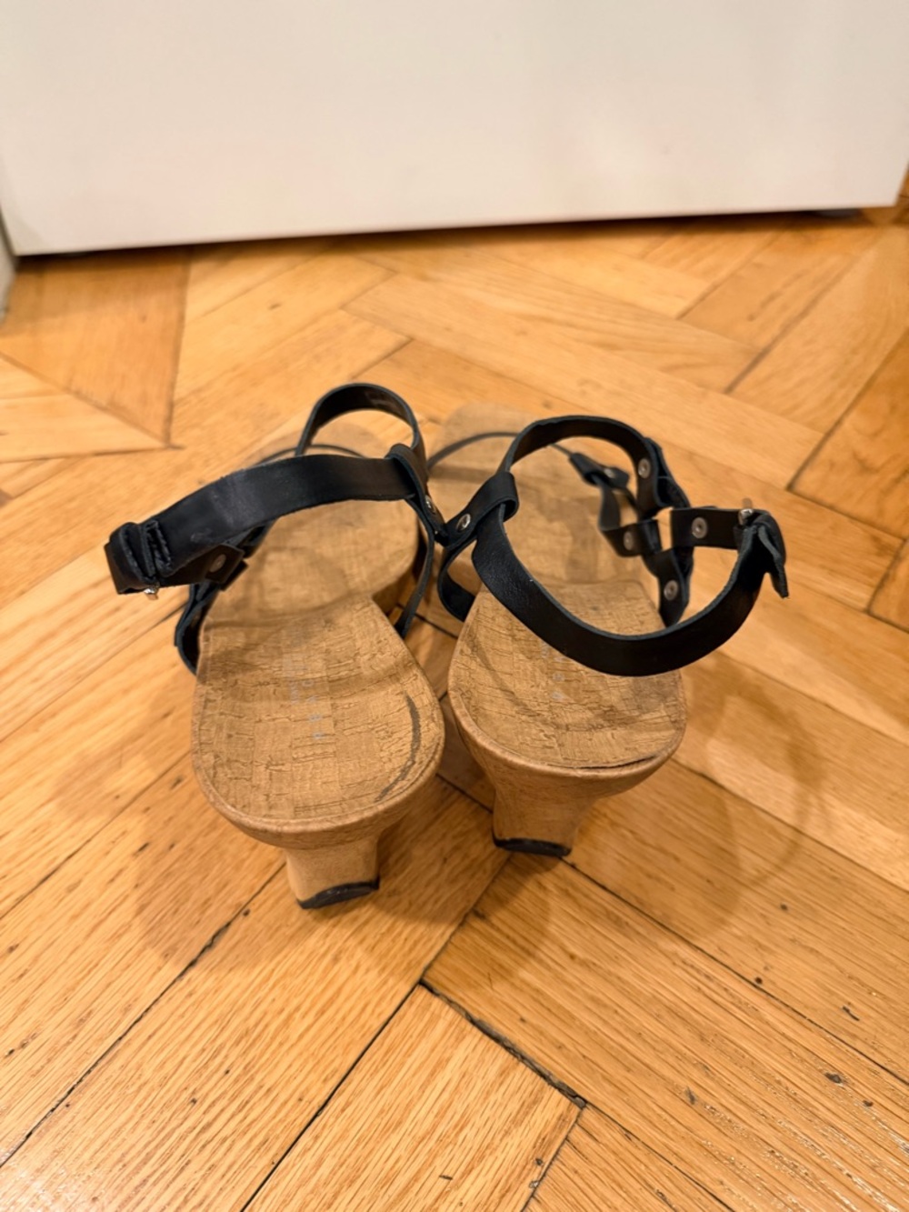 Kenneth Cole Reaction Black Strap Wedge Sandals Size 11 – Cork/Wood Wedge, 3.5” - Picture 4 of 5